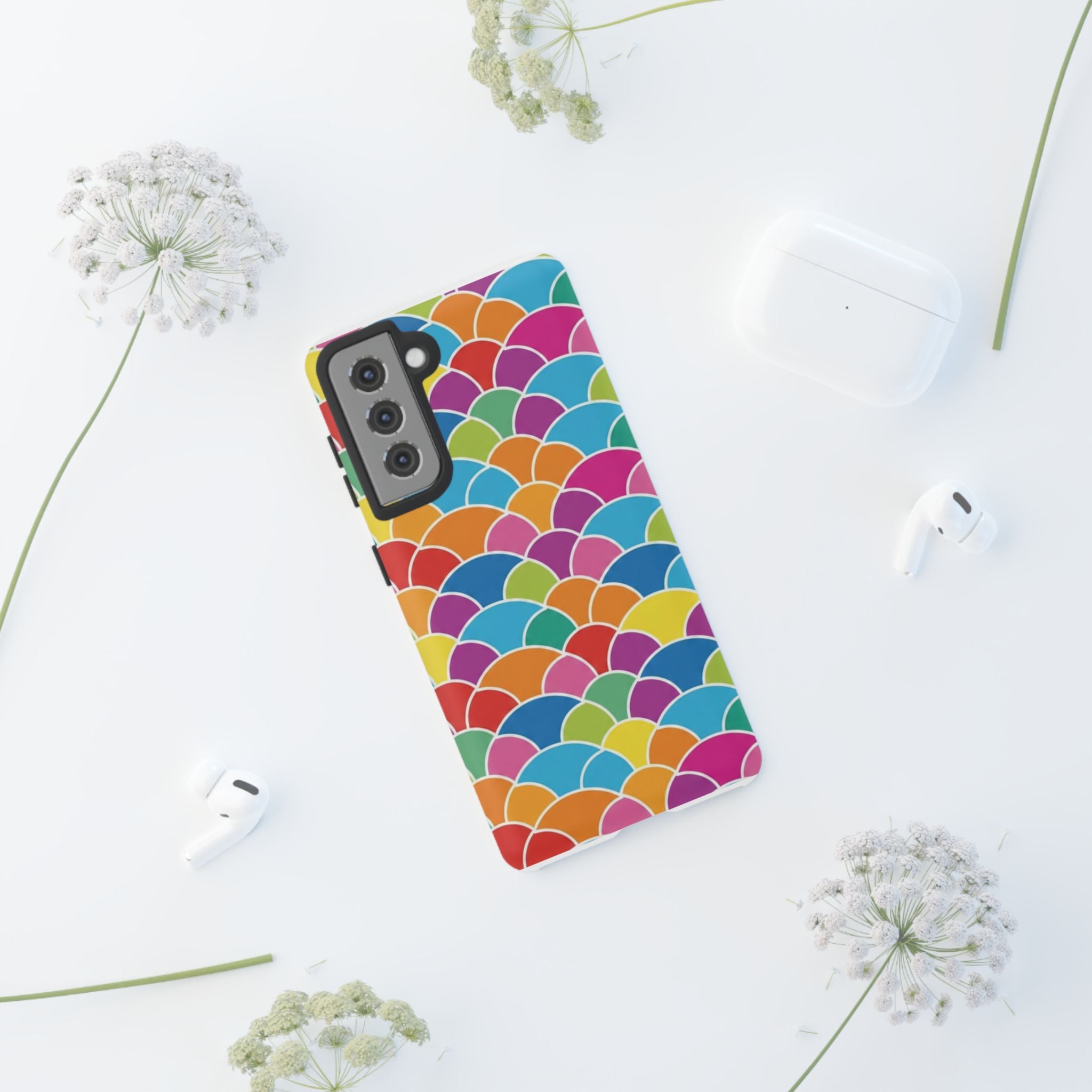 Colorful Scallop Pattern Phone Case Vibrant Protective Mermaid Scales Cover Eye-Catching Abstract Design for Samsung iPhone Pixel Models